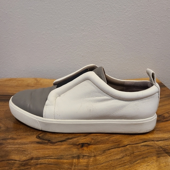 Vince Caden Colorblock White & Gray Leather Sneakers - Picture 9 of 13